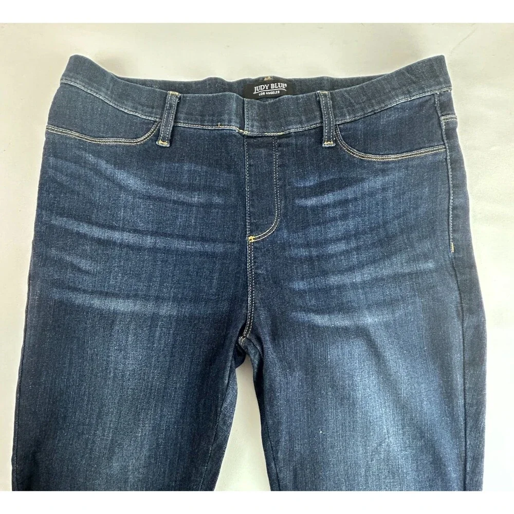 Judy Blue Jeans Blue Lightly Distressed Skinny Fit Pull On Denim Size 15/32